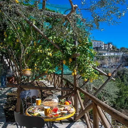 Le Contrade By Sosore Homes -amalfi Coast Furore