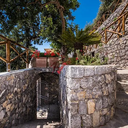 Le Contrade By Sosore Homes -amalfi Coast Holiday home Furore